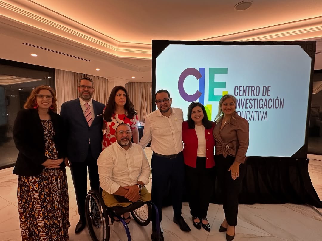 Neuropsyedu en la Cena de Gala CIEDU-AIP 2025: La ciencia es buen negocio.